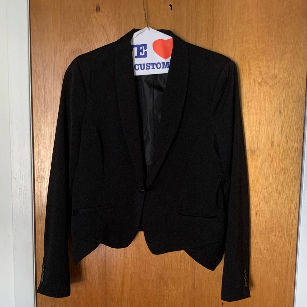 Edgy Black Blazer (Silence and Noise from Urban)